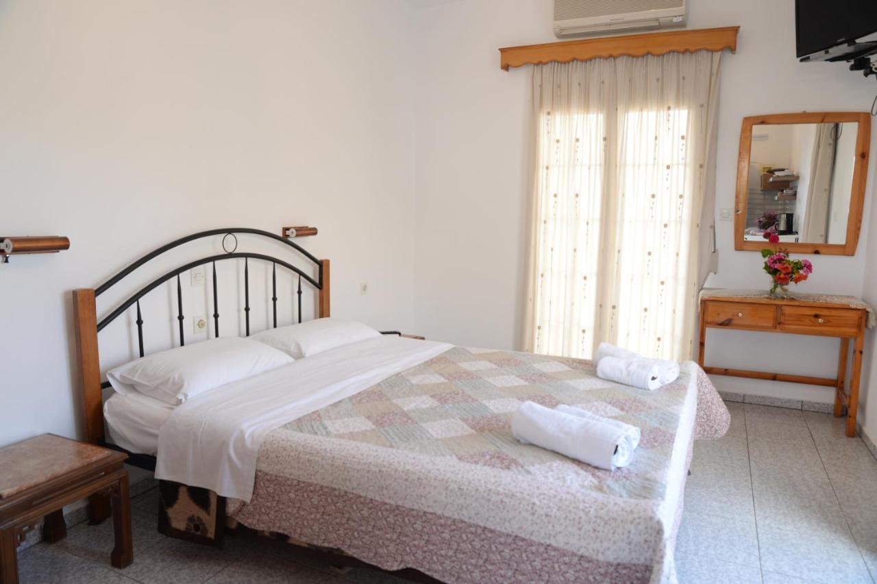 Studios Aeolos Kalymnos Myrties Esterno foto
